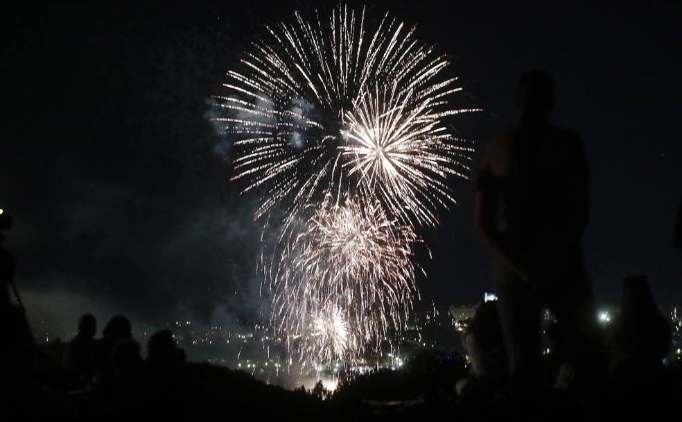 Esto es lo que respiras cuando contemplas fuegos artificiales