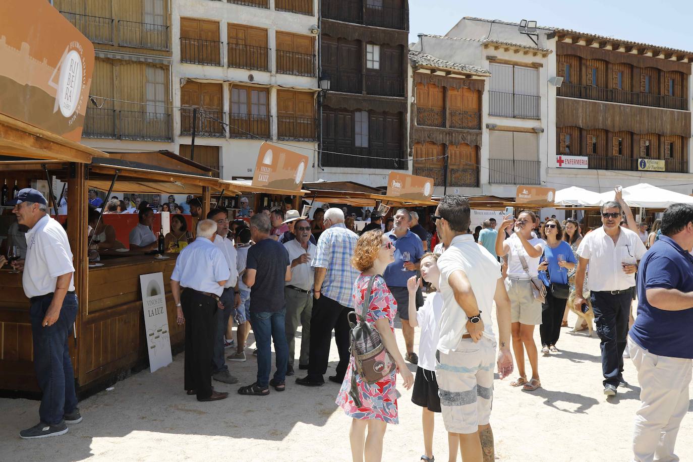 Fotos: Celebración de los 40 años de Ribera del Duero en Peñafiel