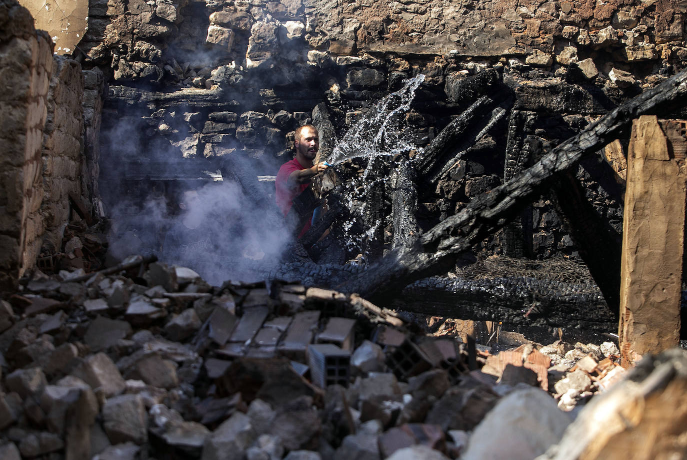 Fotos: Fuego en la comarca del Arlanza (Burgos)
