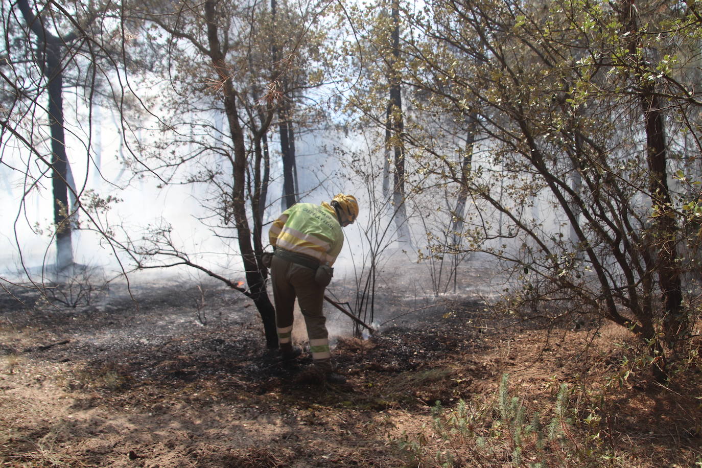 Imagen del incendio declarado en Cuéllar.