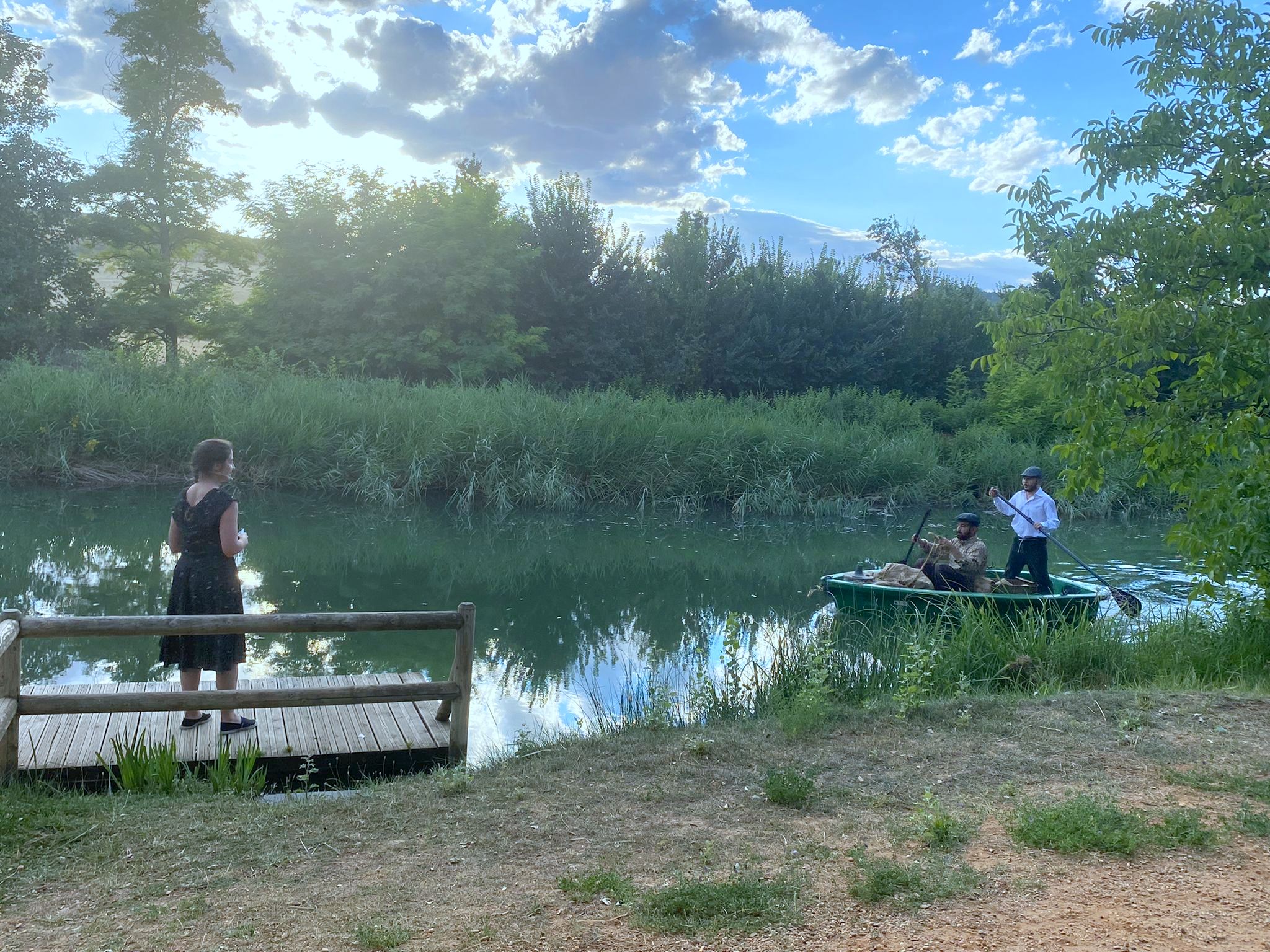 El Canal de Castilla fue el marco para la ruta teatralizada celebrada en Villamuriel de Cerrato