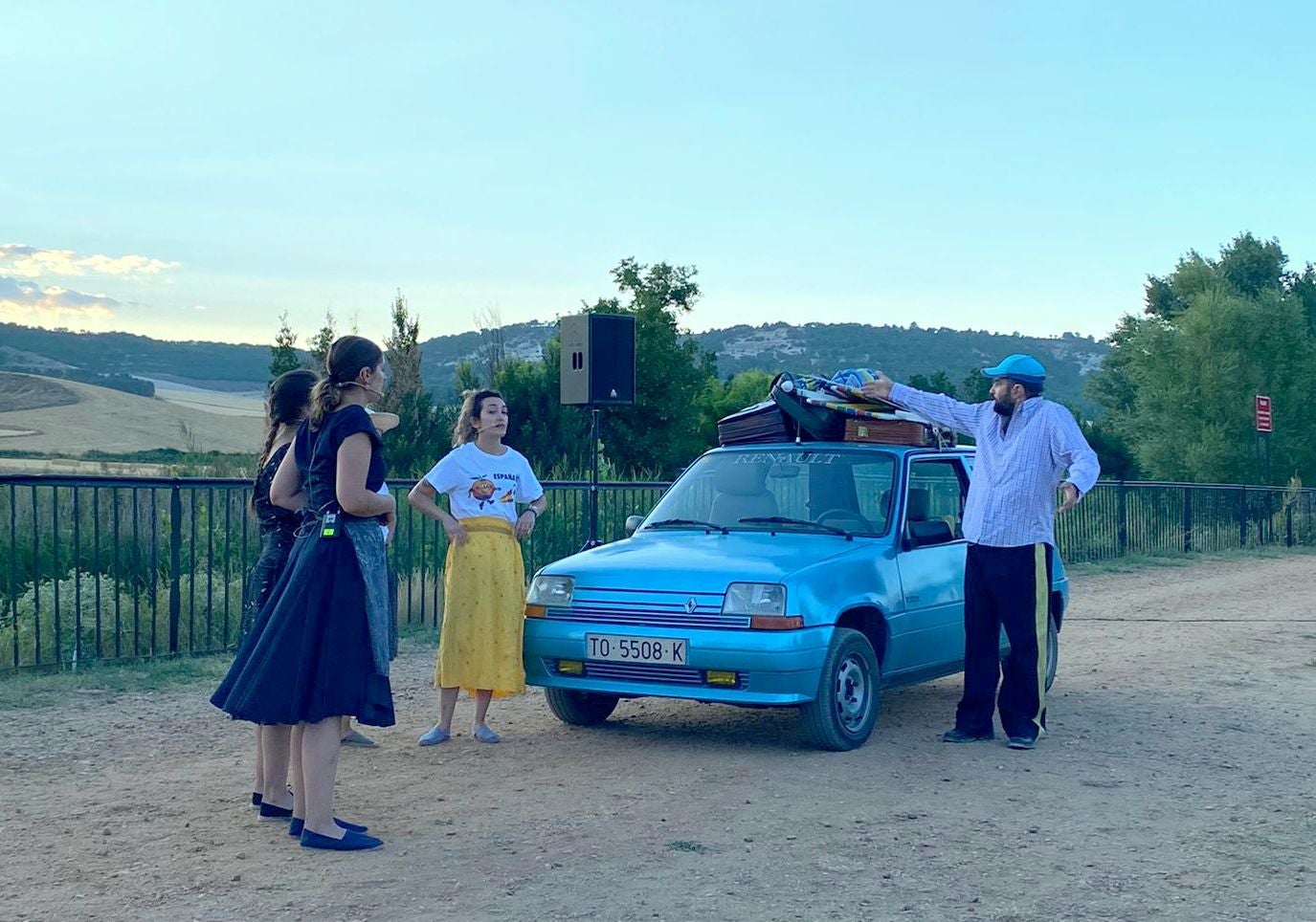 El Canal de Castilla fue el marco para la ruta teatralizada celebrada en Villamuriel de Cerrato