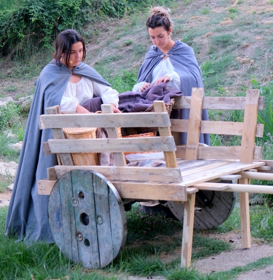 El Canal de Castilla fue el marco para la ruta teatralizada celebrada en Villamuriel de Cerrato