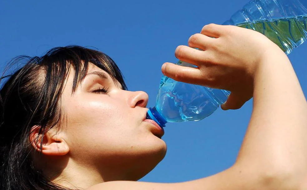 Verano sin coronavirus: clorador salino para depurar tu piscina y cuidar tu  piel - H2O Tratamientos