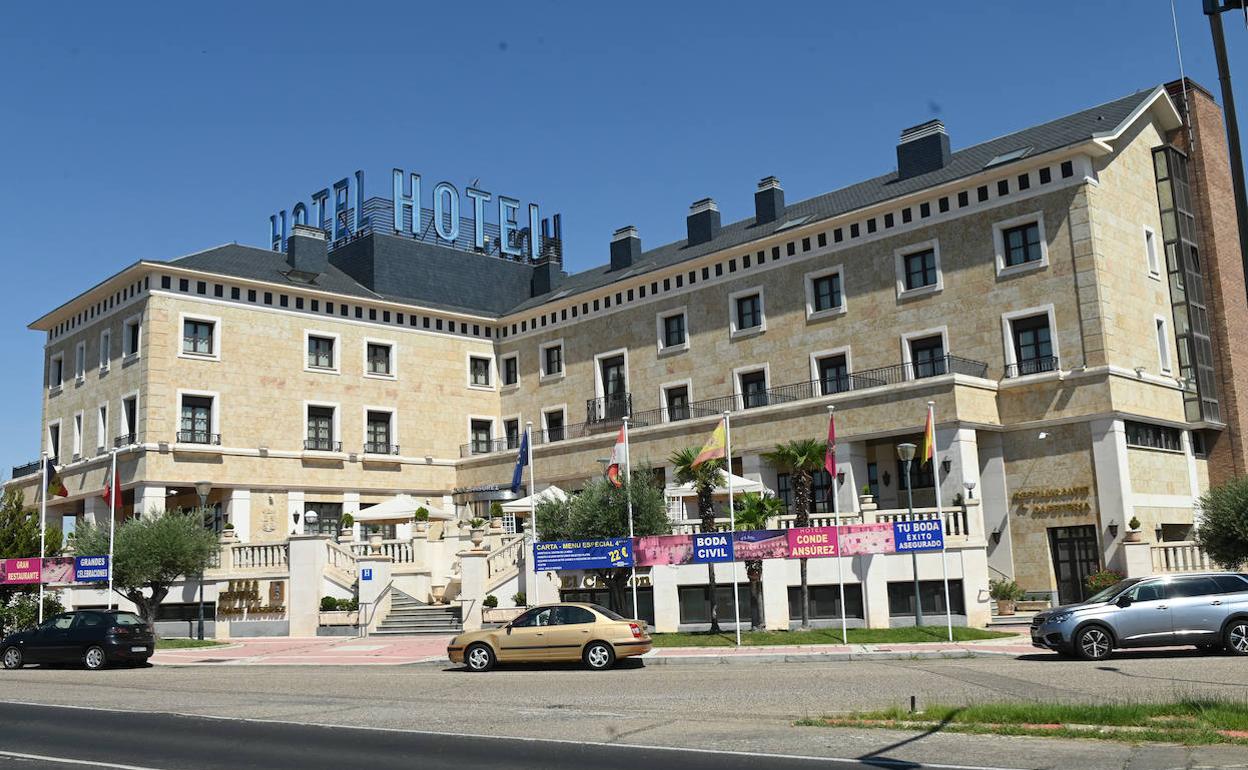 Instalaciones del Hotel Conde Ansúrez, situado en la avenida de Gijón.