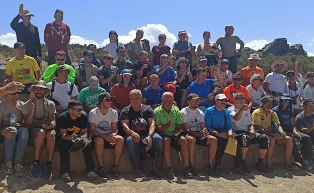 Foto de familia de los participantes en el Open Internacional Piedrahita. 