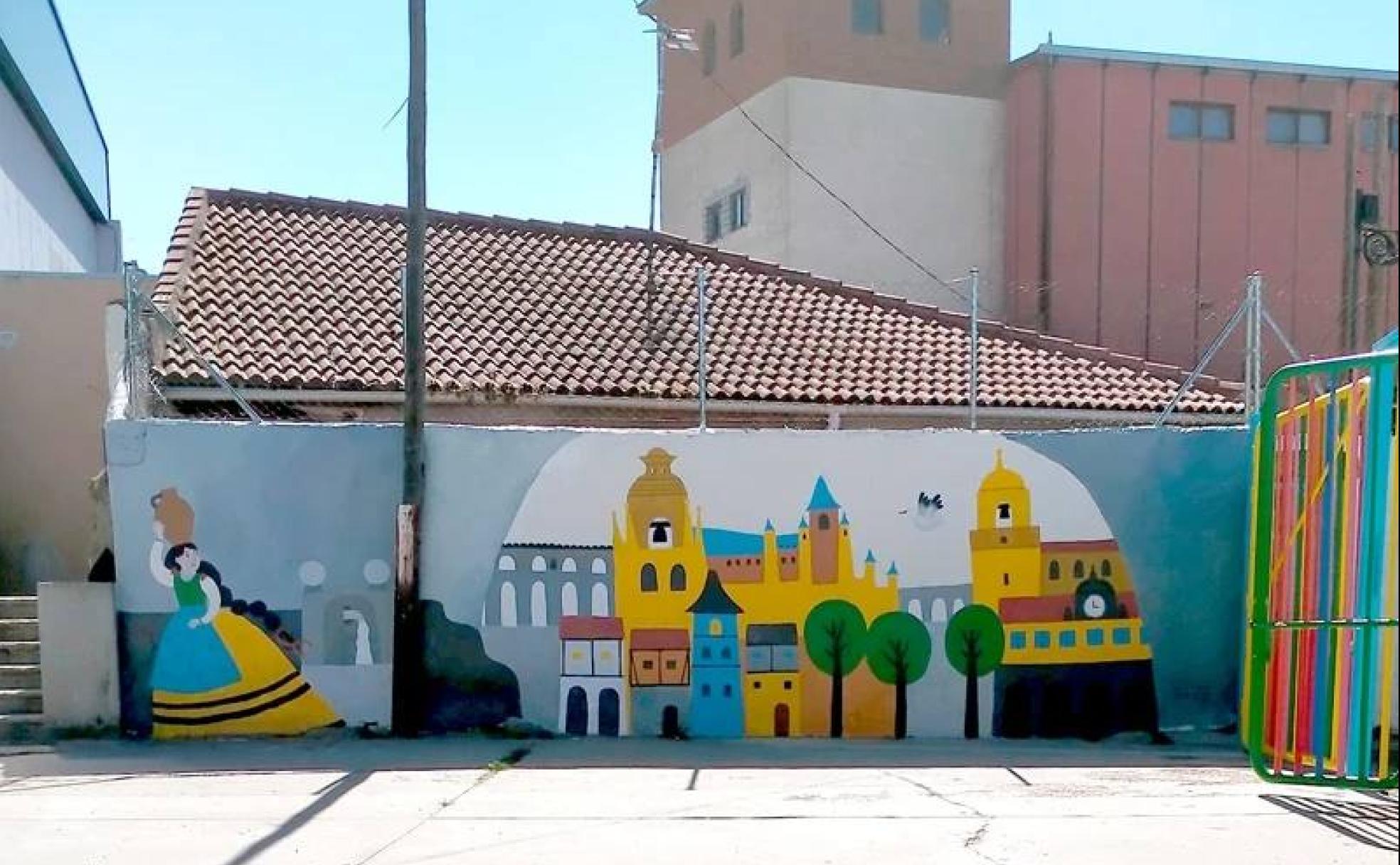 Así era el mural quehan pintado de blanco.