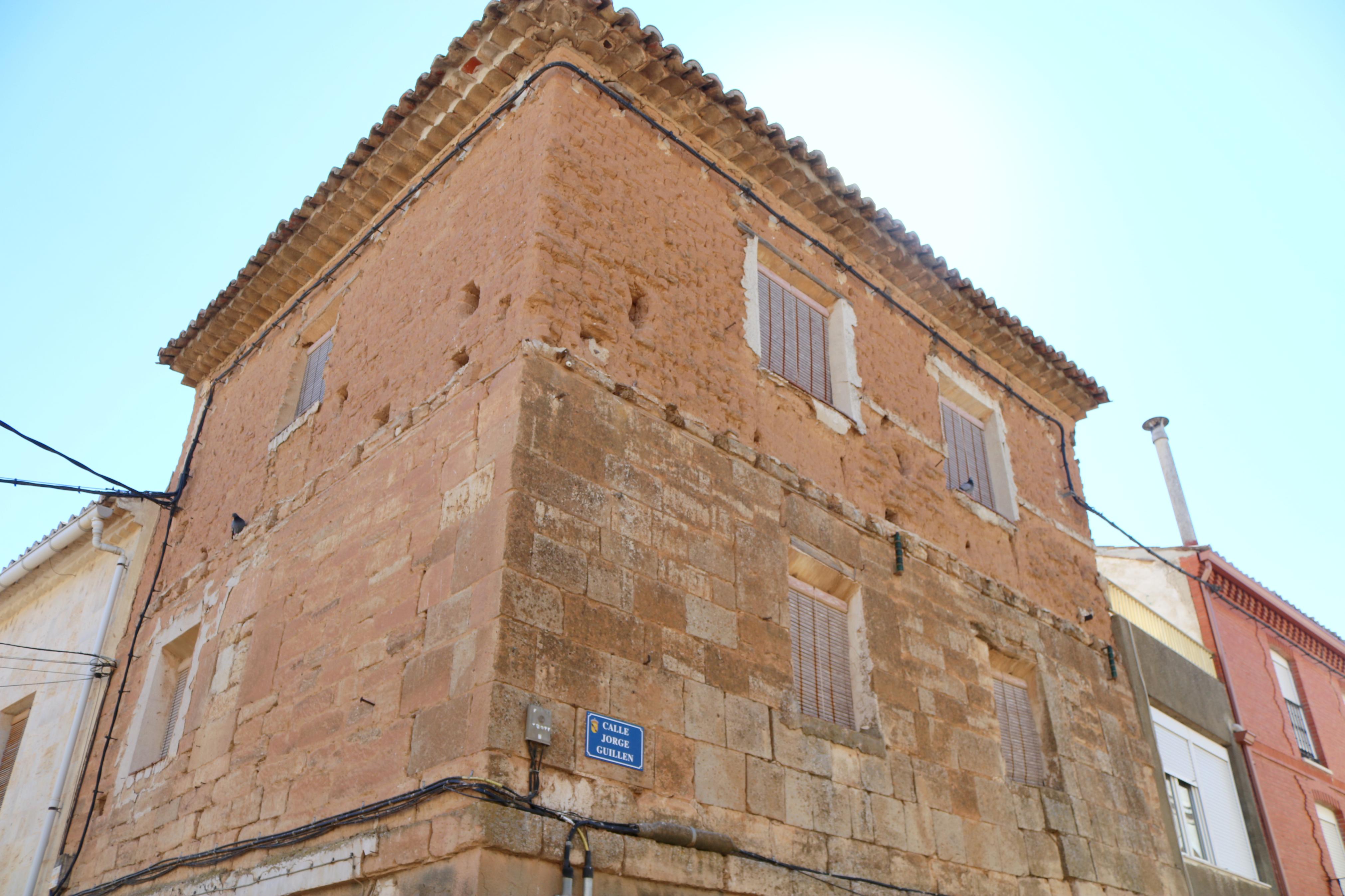 El Barrio de Bodegas de Torquemada es un reclamo turístico en la localidad
