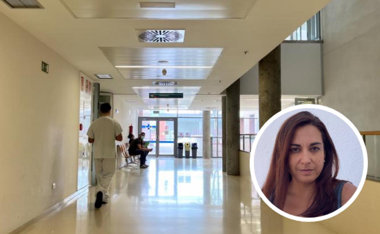 Interior del Hospital Río Hortega, a la derecha, Beatriz Martín, médico de la Unidad Funcional de Toxicología. 