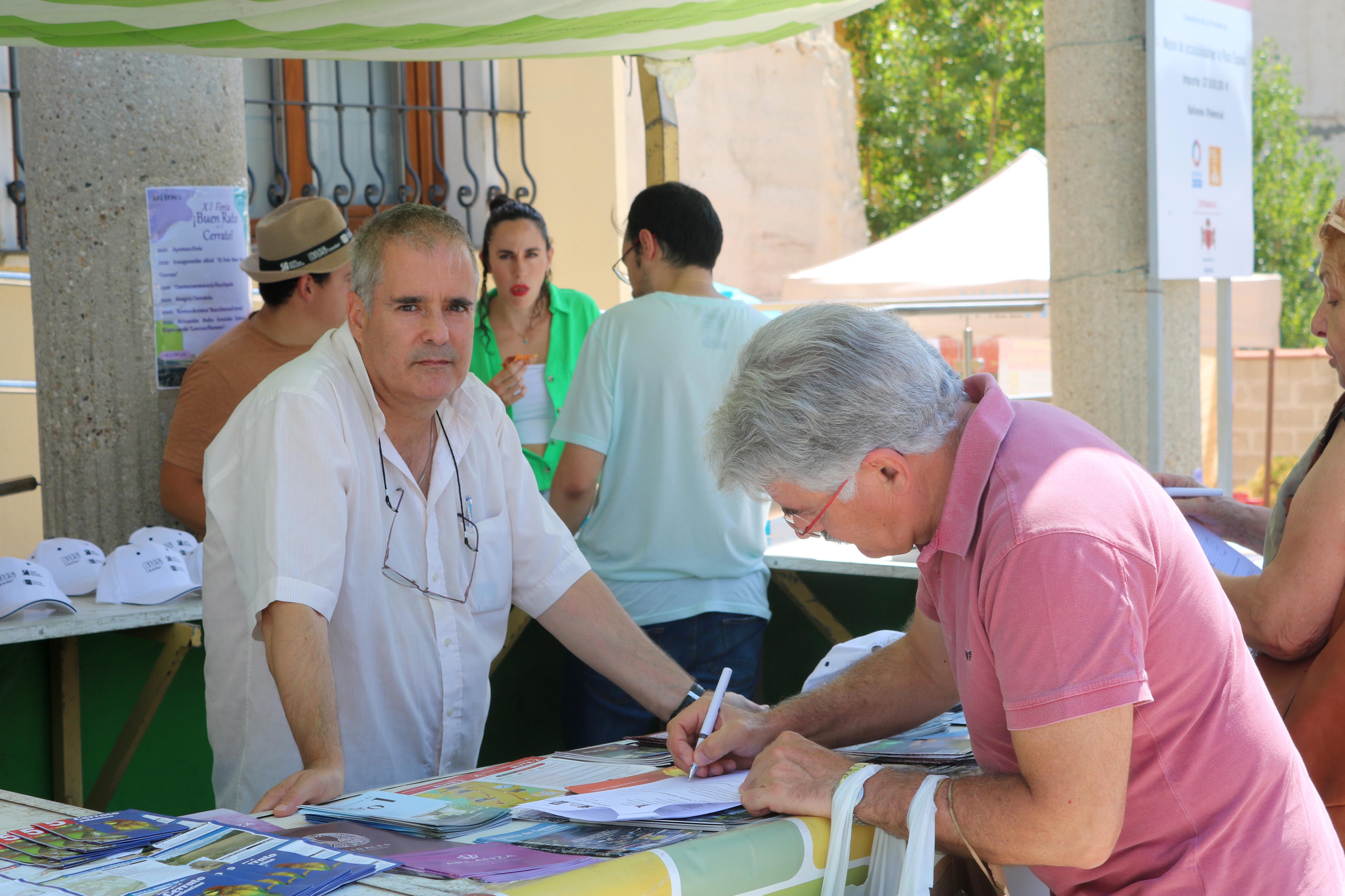 Numerosos cerrateños acudieron a la capital del Cerrato para disfrutar de una animada Feria