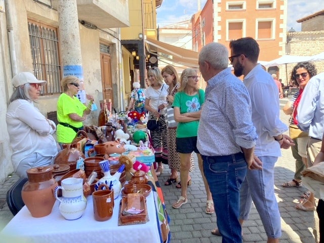 Numerosos cerrateños acudieron a la capital del Cerrato para disfrutar de una animada Feria