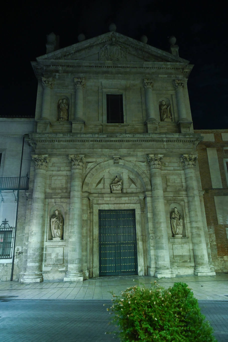 Iglesia de las Angustias, tras se apagada.