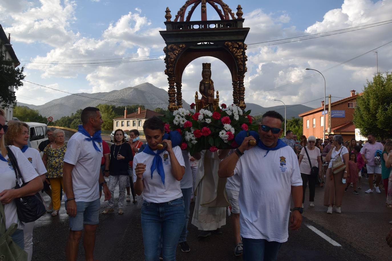 Fotos: Velilla muestra su devoción a la Virgen de Areños