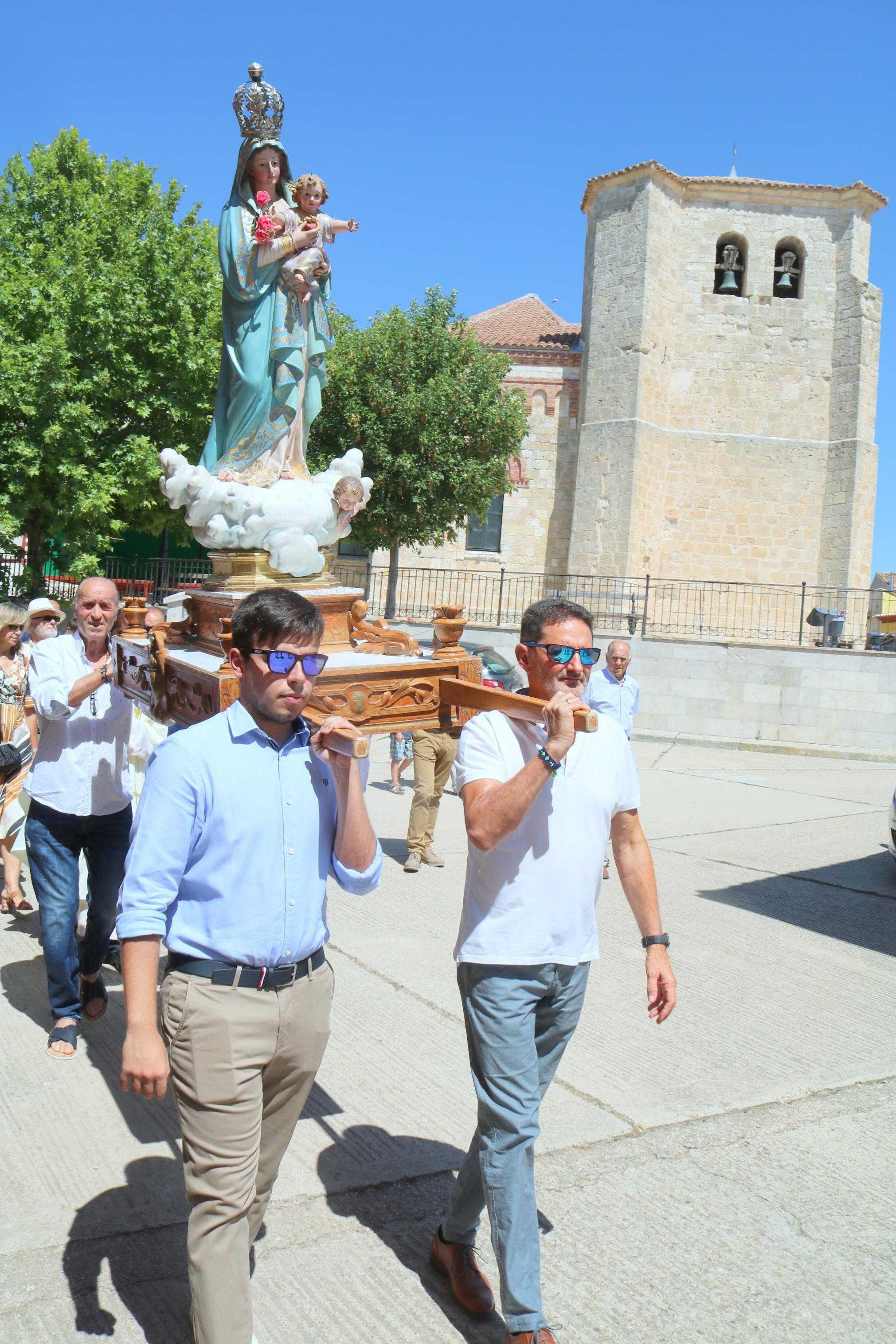 Villaconancio honra a su Patrona con la Jota de los Labradores