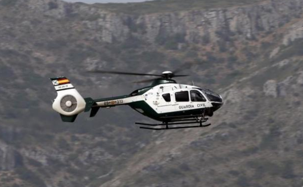 Imagen de archivo de un helicóptero de la Guardia Civil. 