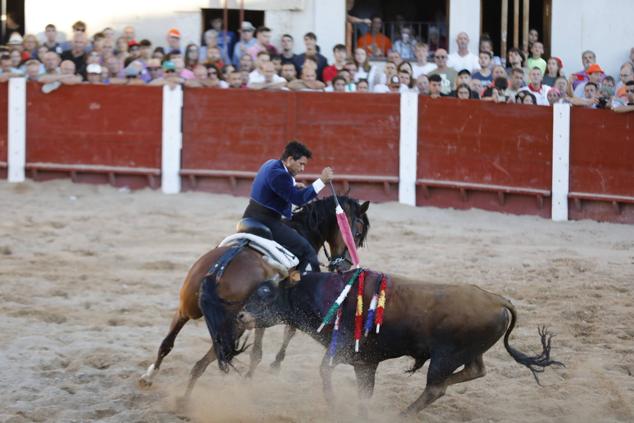 Fotos: La corrida de rejoneo de Peñafiel en imágenes