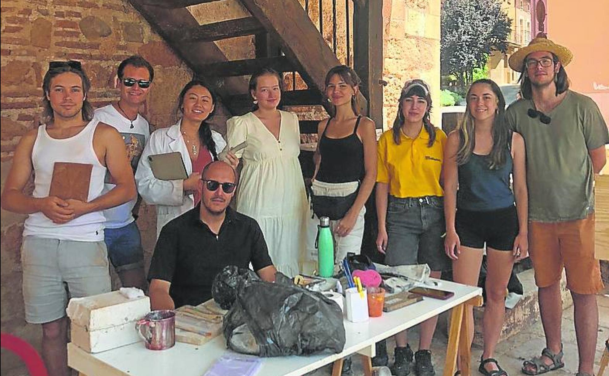 Alumnos de Bellas Artes de la UCM becados por el Ayuntamiento de Ayllón. 