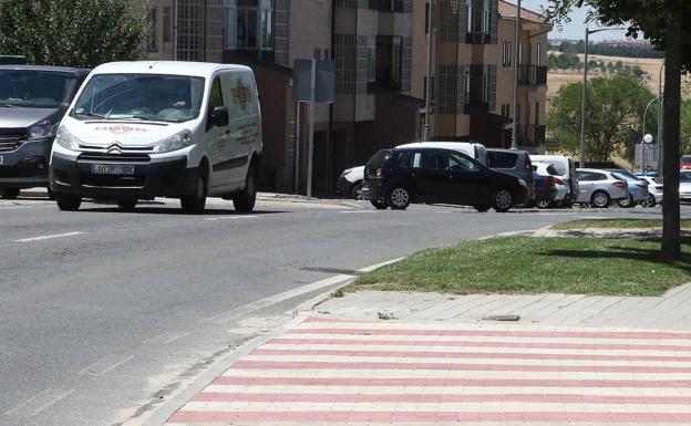 Una moto atropella a un niño de 10 años en la Calle Real de Palazuelos