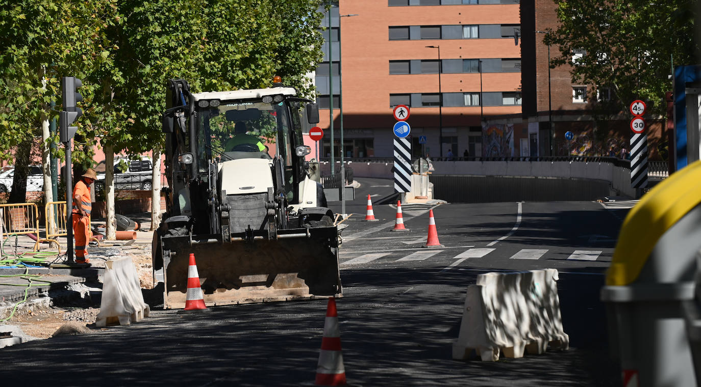 Fotos: Obras en la calle Nochevieja de Valladolid