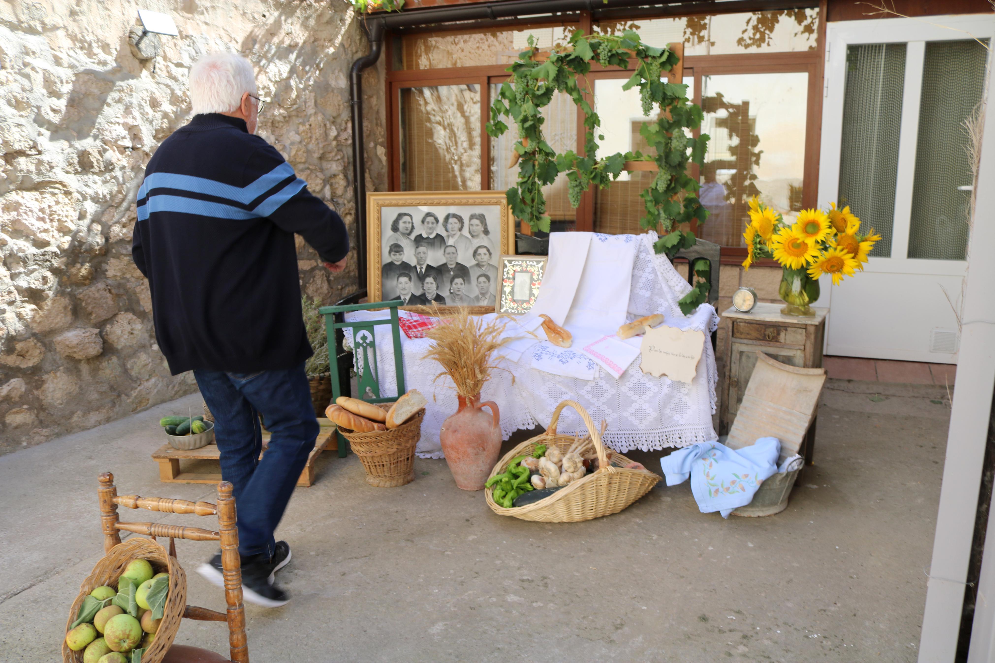 Vecinos y visitantes se volcaron con la Feria del Pan celebrada en Cobos de Cerrato