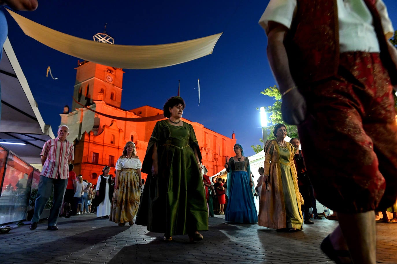 Fotos: Desfile de clausura de la Feria Renacentista de Medina del Campo