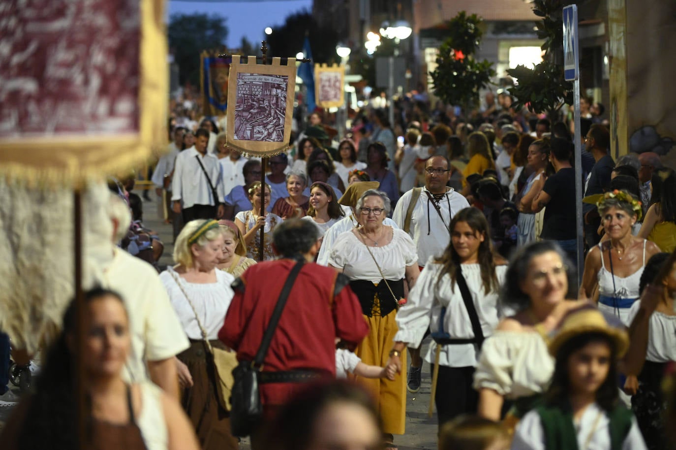 Fotos: Desfile de clausura de la Feria Renacentista de Medina del Campo