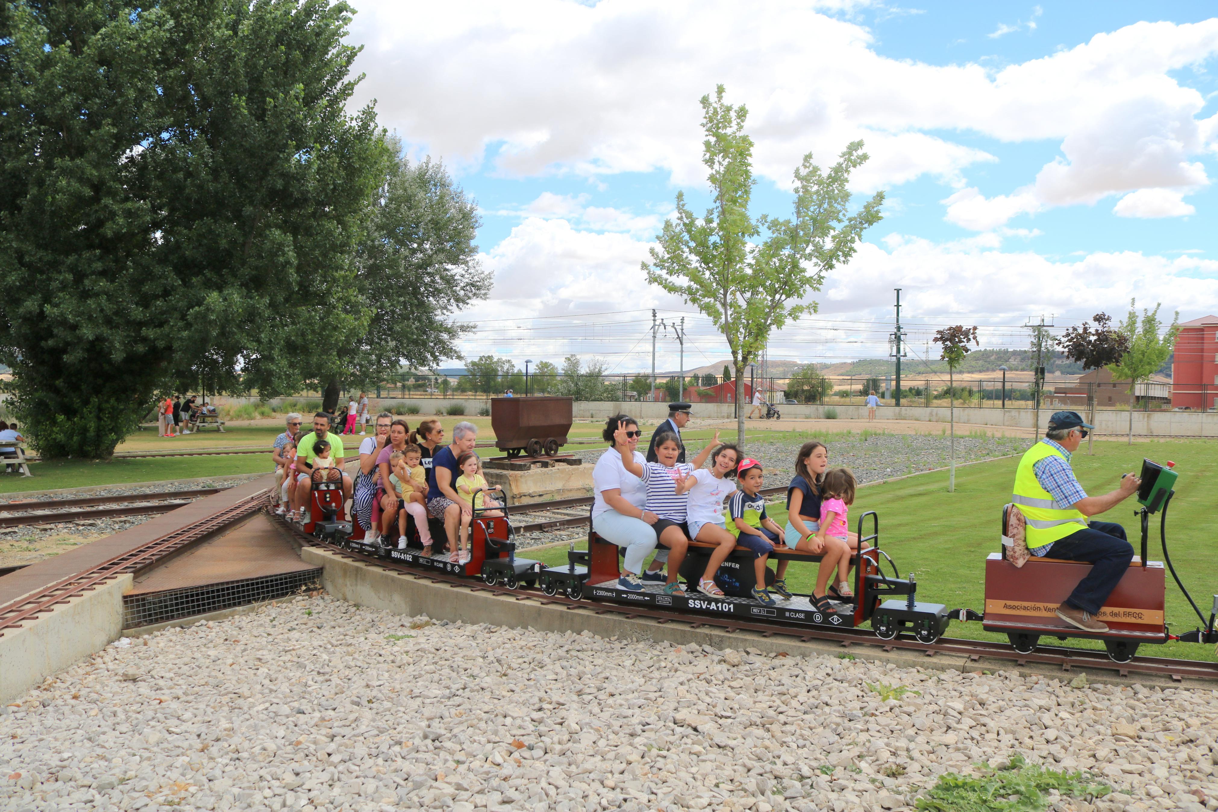 Venta de Baños ha disfrutado de varios actos ferroviarios durante las Fiestas de Santa Rosa de Lima