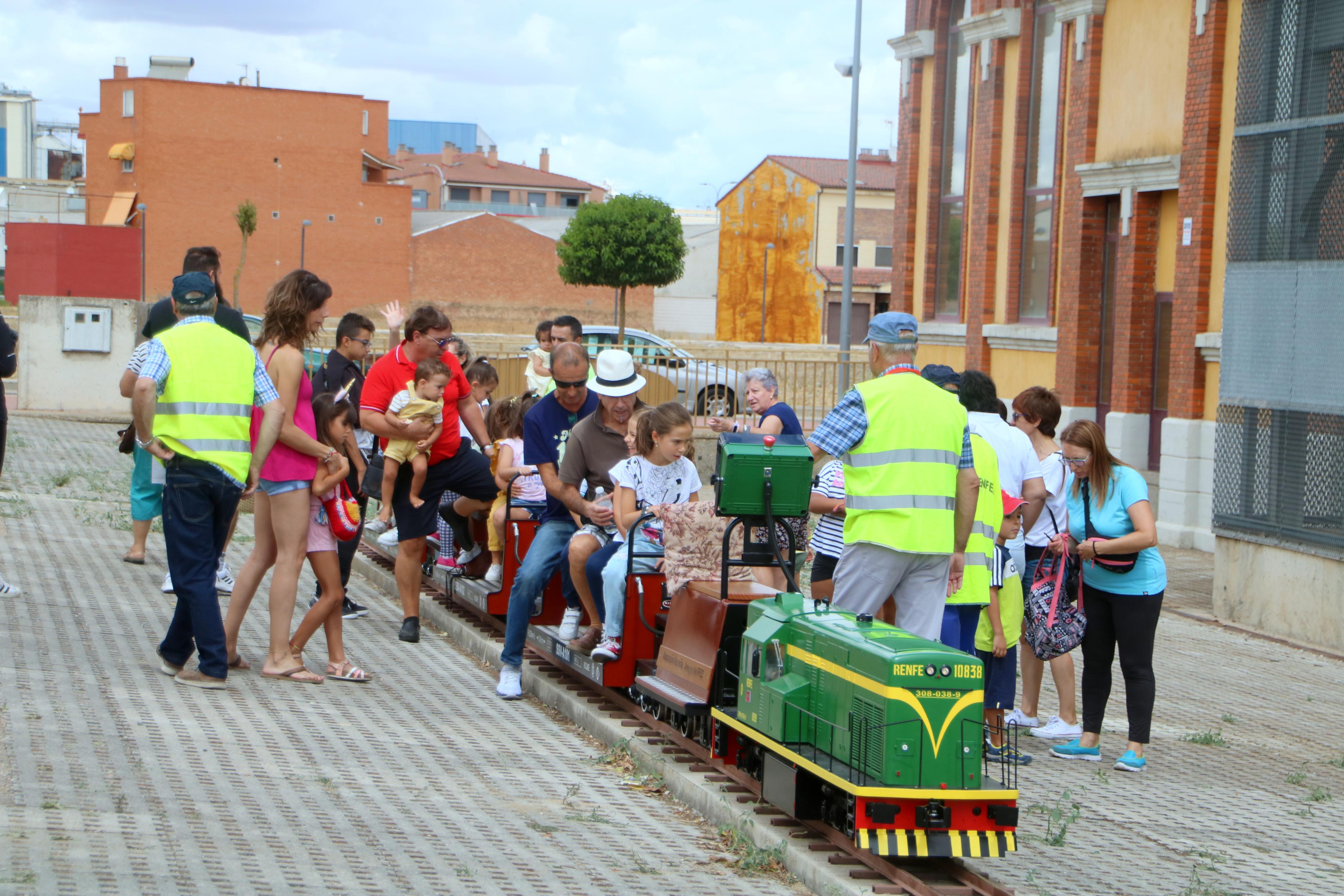 Venta de Baños ha disfrutado de varios actos ferroviarios durante las Fiestas de Santa Rosa de Lima