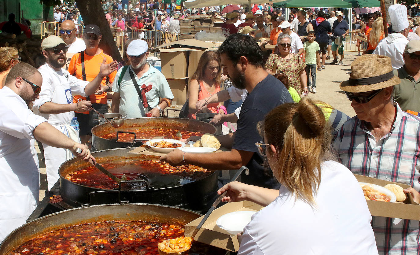 Tradicional judiada en las fiestas de La Granja de San Ildefonso. 