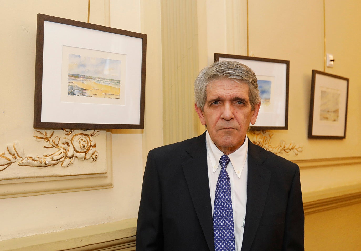 Antonio Álamo, a la derecha, durante su lectura del pregón en el Casino de Palencia