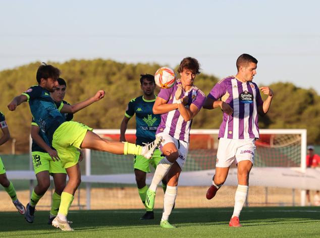 Fotos: Imágenes de la final del Trofeo Diputación de Valladolid entre el Real Valladolid y Atlético Tordesillas