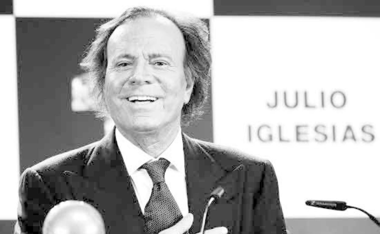 Julio Iglesias. 
