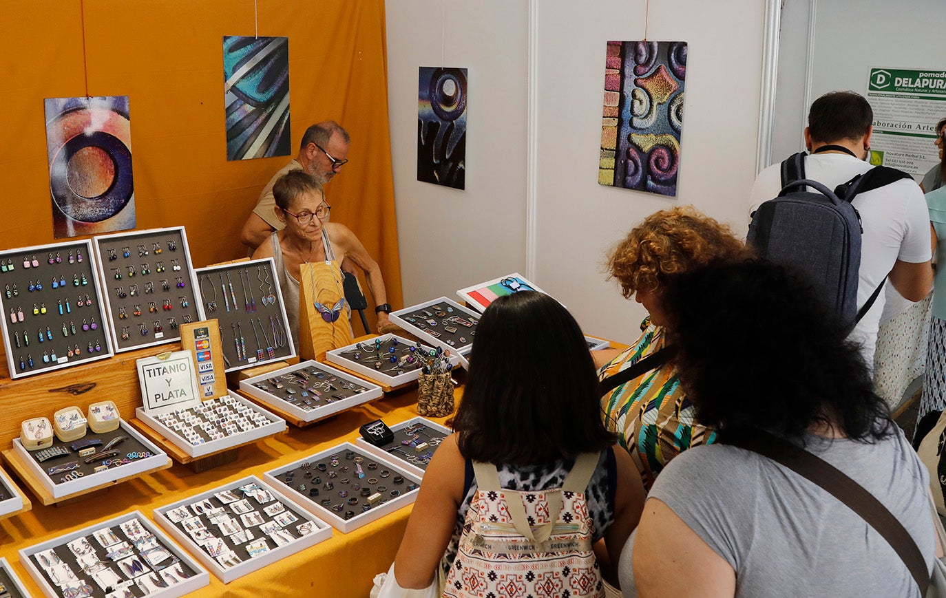 La Feria de Artesanía reinventa los  oficios tradicionales