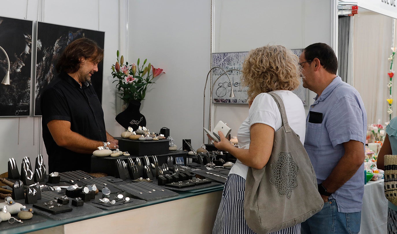 La Feria de Artesanía reinventa los  oficios tradicionales