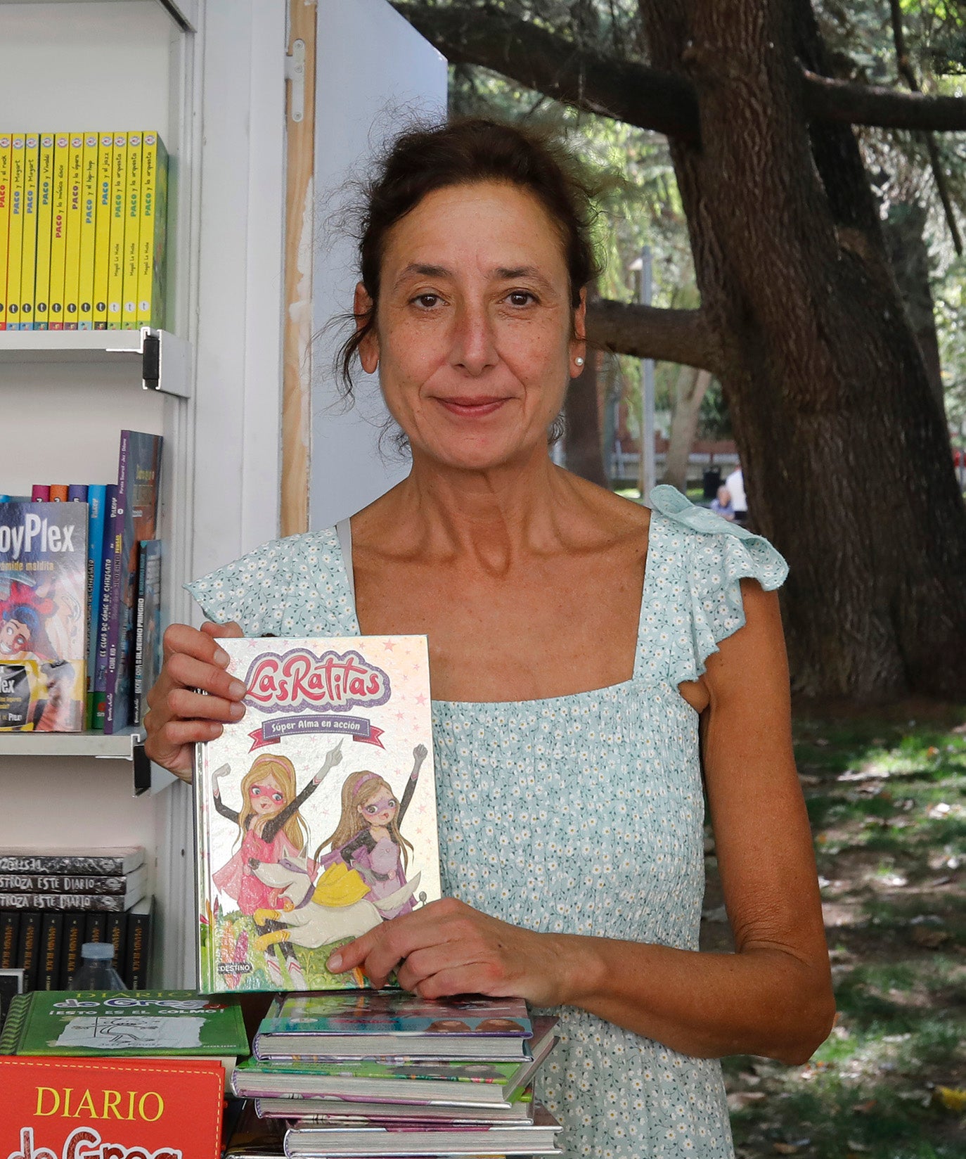 El parque del Salón se enriquece con la Feria del Libro