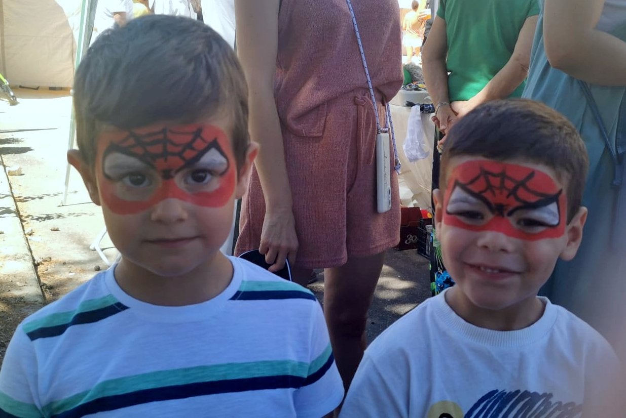 Cevico Navero contó con varios artesanos y productores alimentarios de la comarca