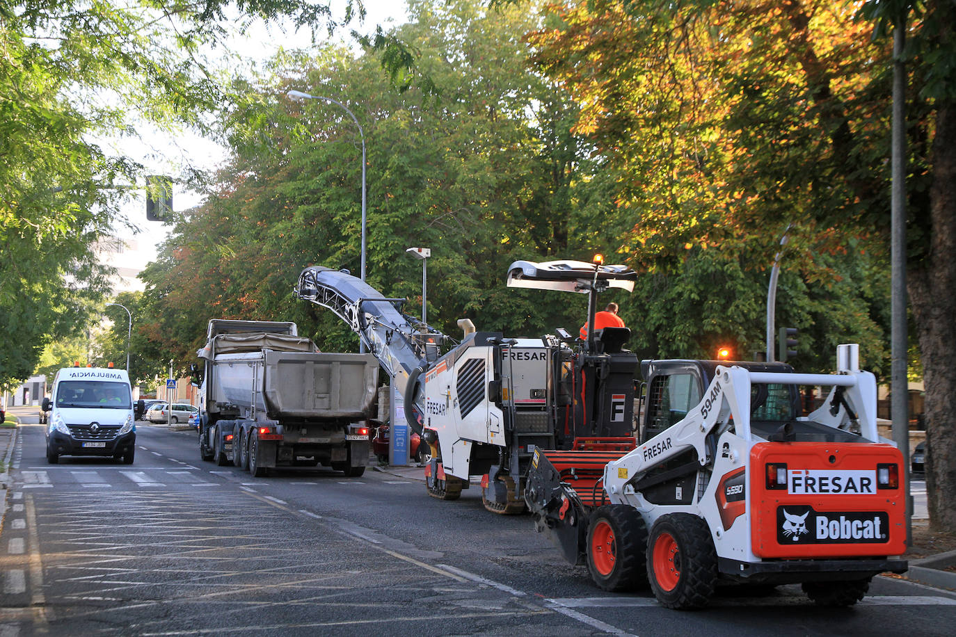 Obras en la avenida Juan Carlos I este jueves.