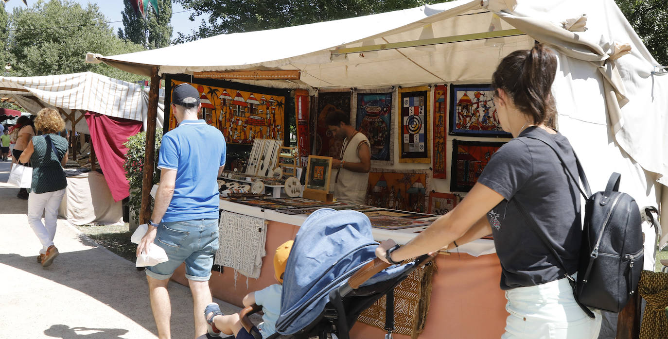 Fotos: Palencia se vende en el mercado de época de Isla Dos Aguas