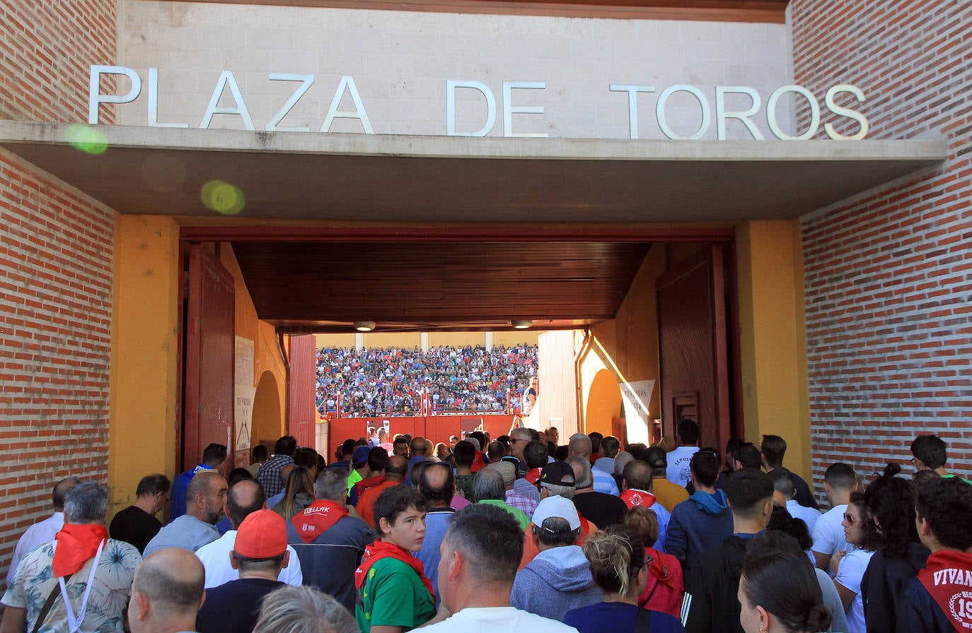 Encierro del martes en las fiestas de Cuéllar.