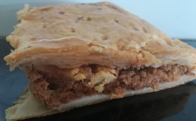 Apetitosa empanada de atún y huevo