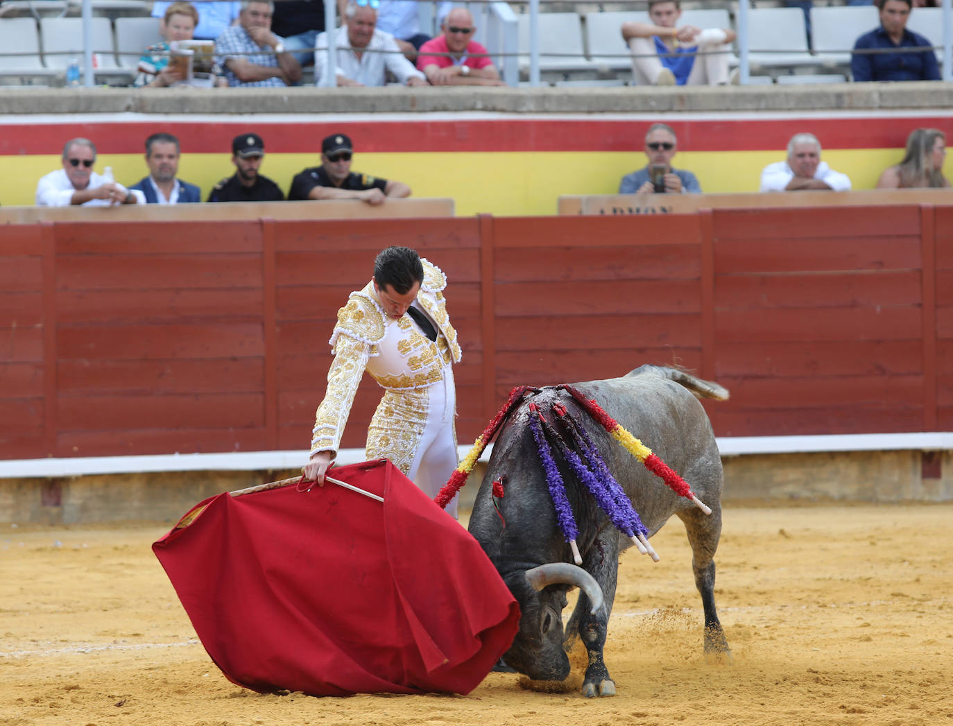 Fotos: Ferrera abre la Puerta Grande en la primera de San Antolín