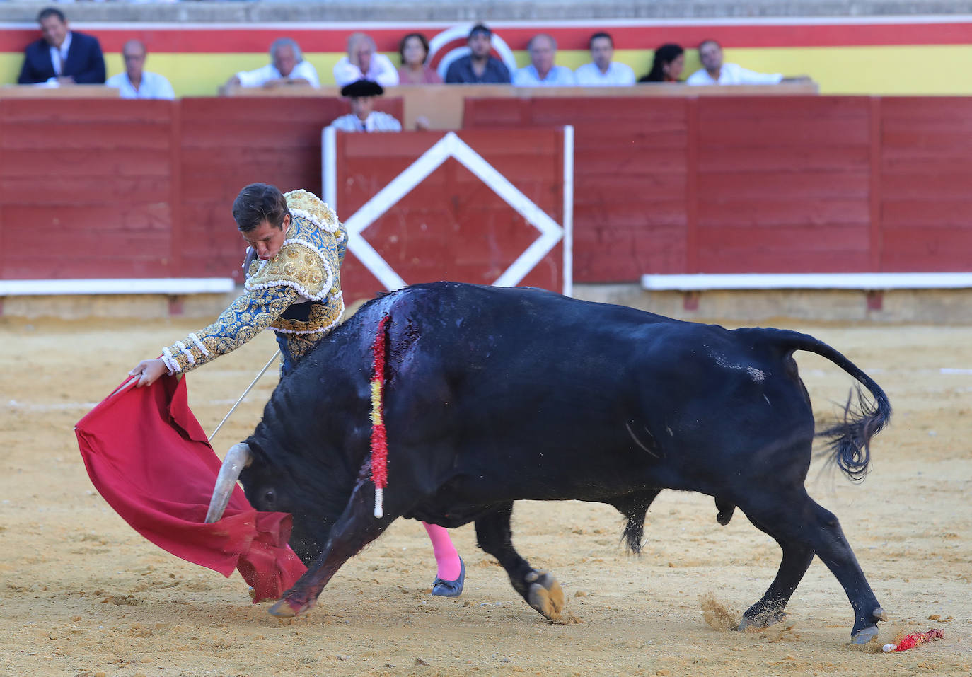 Fotos: El Juli agranda su leyenda en Palencia