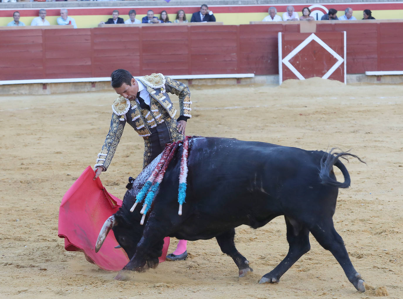 Fotos: El Juli agranda su leyenda en Palencia