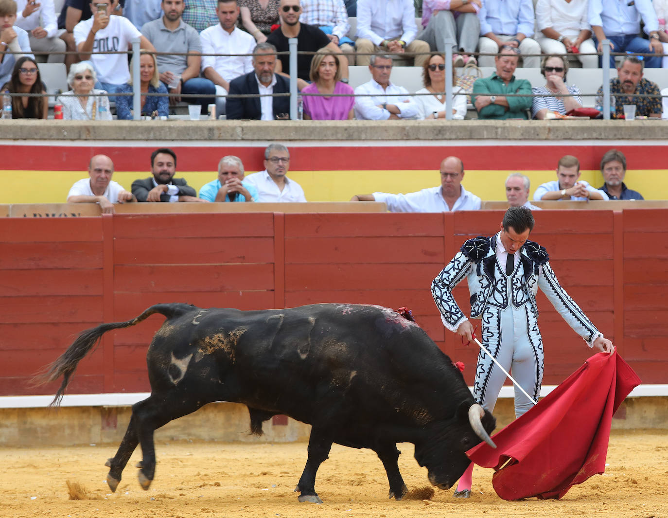 Fotos: Luque forma el lío en la goyesca de Palencia