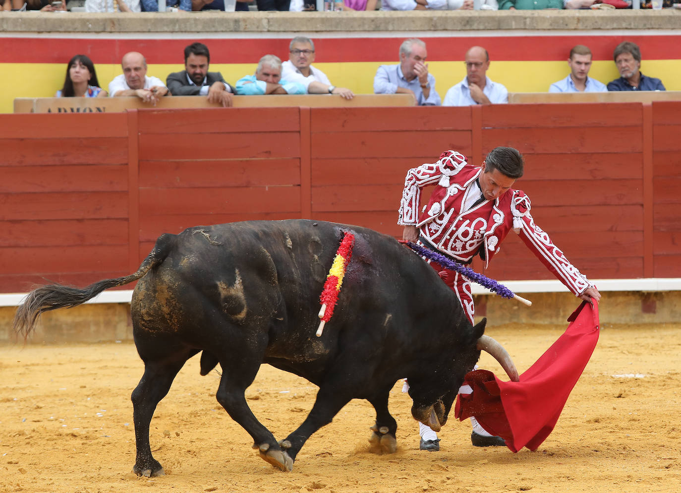 Fotos: Luque forma el lío en la goyesca de Palencia