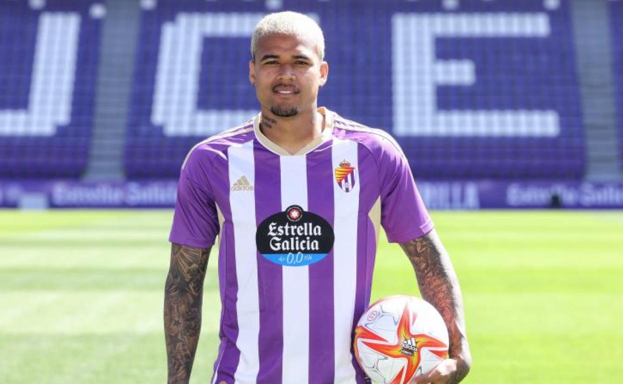 Robert Kenedy, este viernes ens su presentación como nuevo jugador del Real Valladolid.