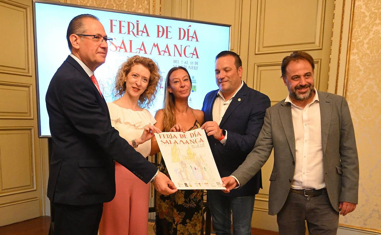 Participantes en la presentación. 