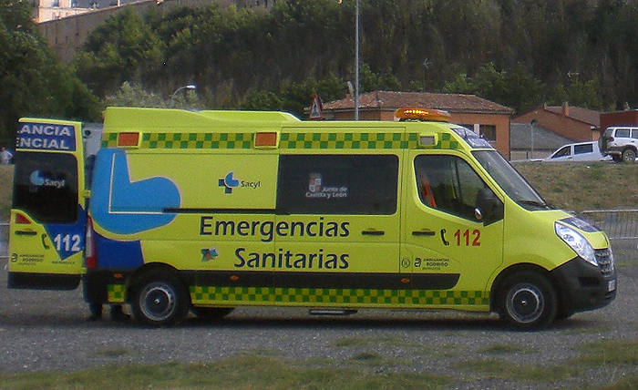 Una ambulancia de Sacyl durante un servicio sanitario.