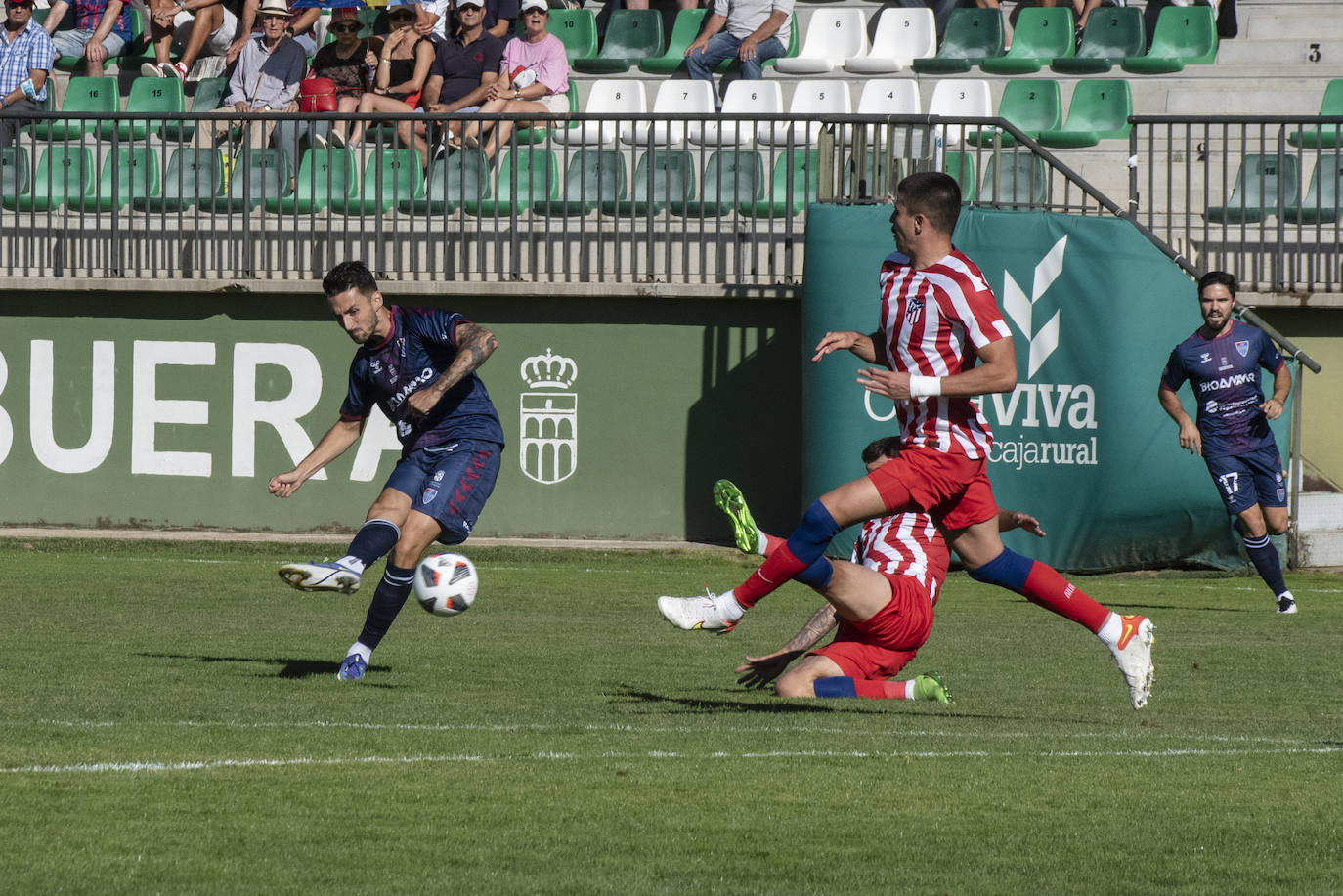 Partido entre la Segoviana y el Atlético de Madrid B.