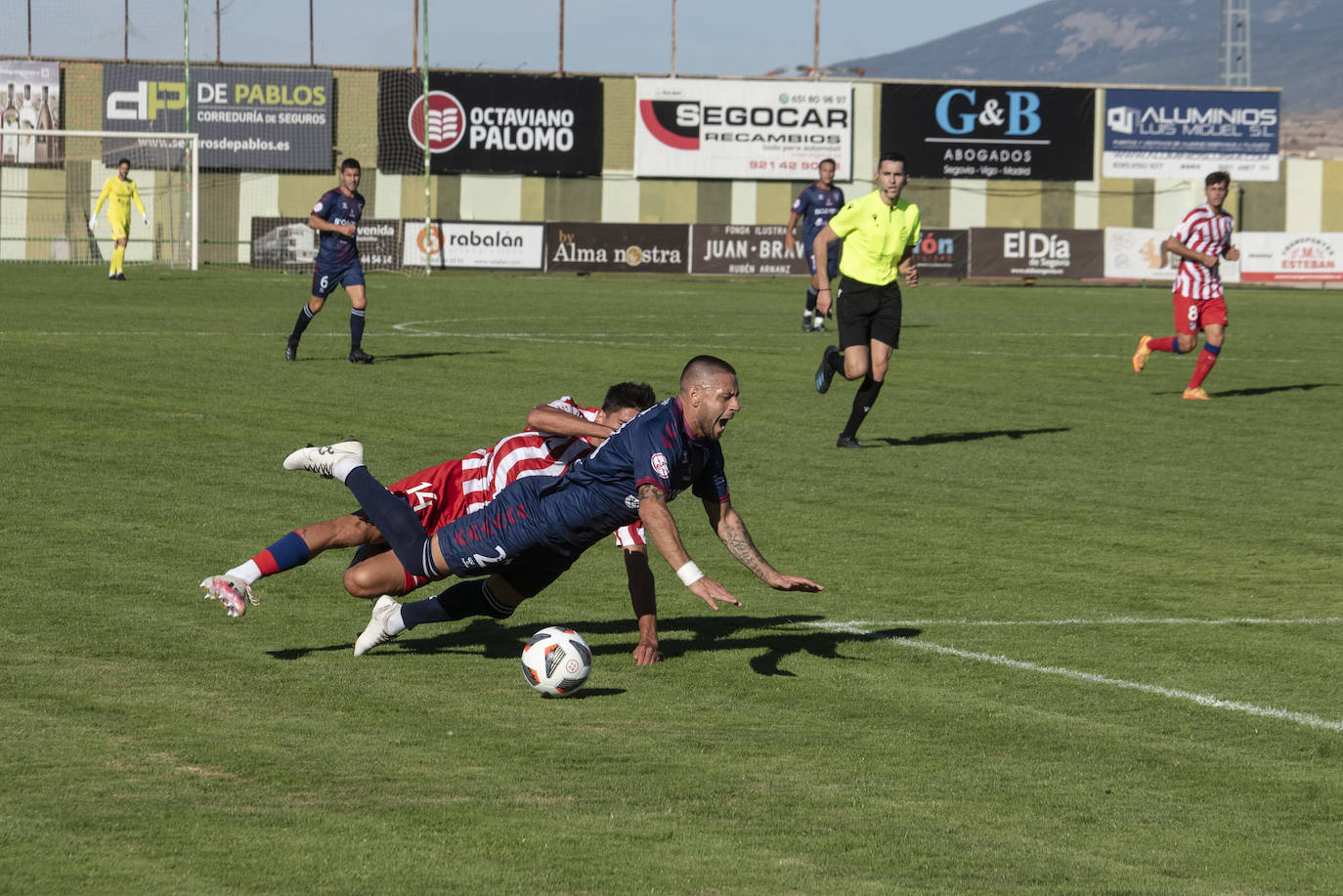 Partido entre la Segoviana y el Atlético de Madrid B.